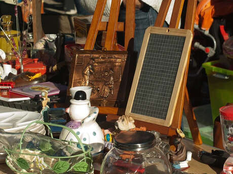 18ème vide-armoire printemps été et vide grenier