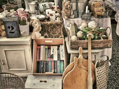 24ème Brocante et vide grenier de Saint Léon sur Vézère