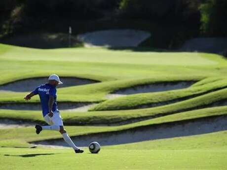 Initiation au footgolf à Siorac