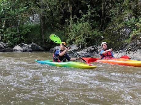 Auvézère Aventures - kayak en eaux vives