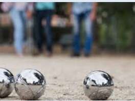 Concours de pétanque