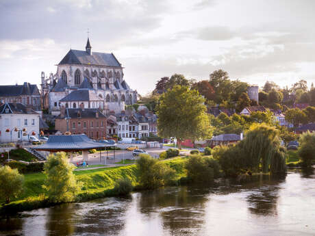 Visite guidée sur Pont-de-l’Arche, une cité médiévale fortifiée