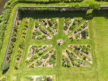 Gardens of the Château d'Acquigny