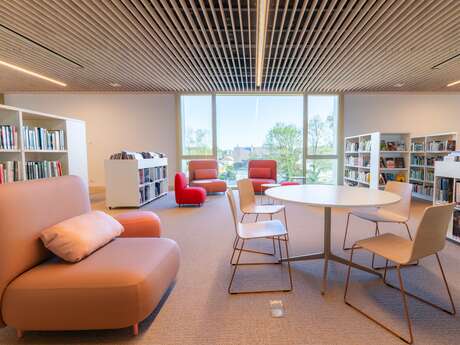 Médiathèque Thérèse Baton