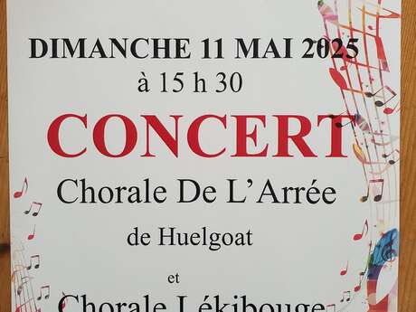 Concert de la Chorale de l'Arrée à la chapelle Notre Dame des Cieux à Huelgoat.