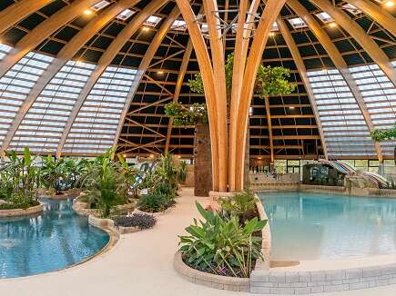 Camping Les Ormes Domaine & Resort