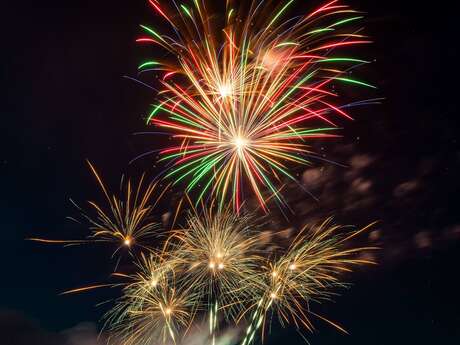 Repas musical et feu d'artifice de Beg-Meil