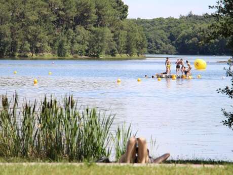 Aire de camping-cars - Camping de Trémelin