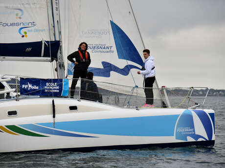 Découvrez les Glénan en catamaran habitable