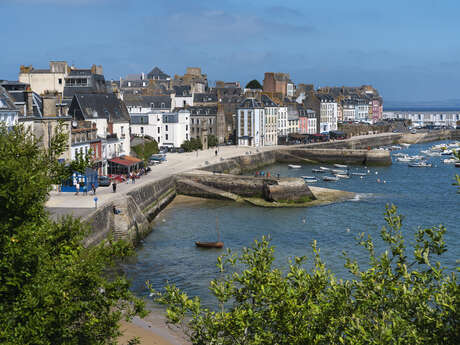 Découverte de la ville "Douarnenez et l'épopée de la Sardine"