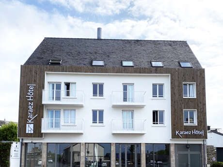 Semaine du Tourisme Economique et des Savoir-Faire : visite de KARAEZ HOTEL