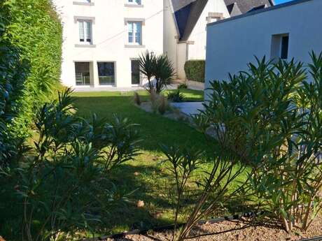 Monsieur Stéphane LHUISSIER