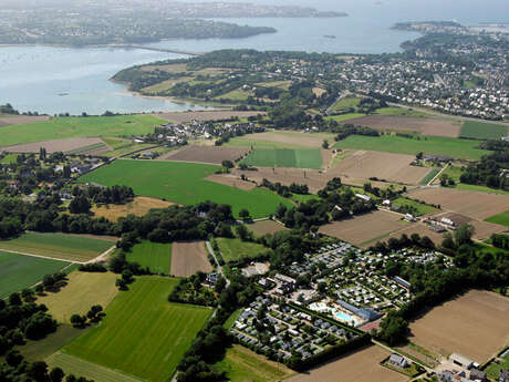 Aire du Camping le P'tit Bois