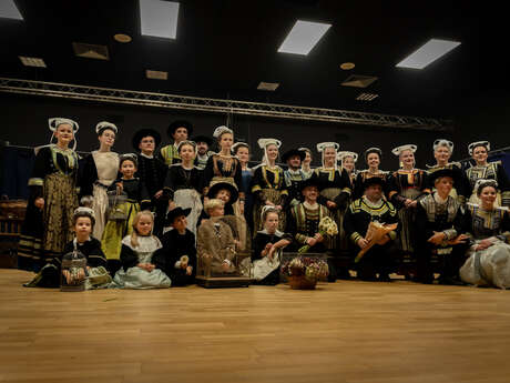 Fest-noz anniversaire du cercle Giz’Kalon