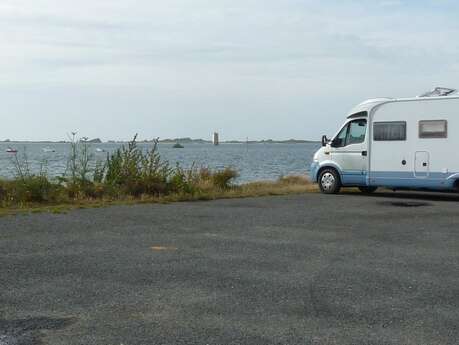 Aire de stationnement de Port Béni