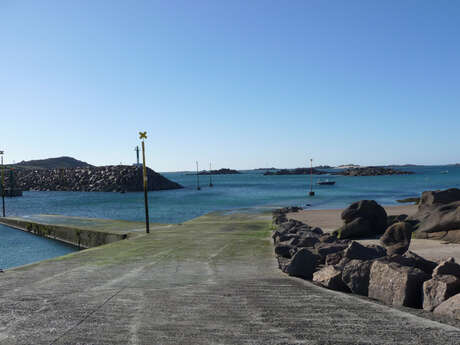 Cale du port de Trébeurden