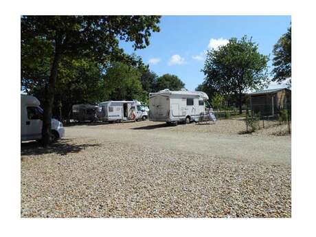 Aire des îles - Stationnement Camping-cars
