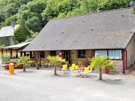 Aire de camping-car du camping Les Couesnons