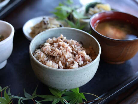Atelier cuisine japonaise avec Midori Takeda pour adultes
