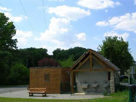 Aire naturelle de camping les Bords de l'Ille