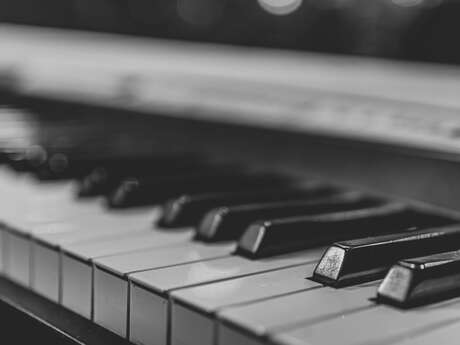 Pierrot dit et chante Nougaro