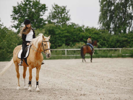 Octobre Rose : balades à cheval