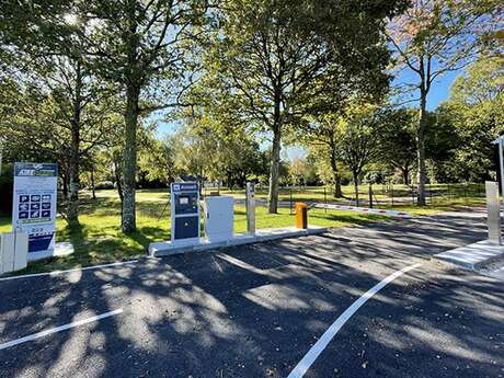 Aire pour camping-cars de Sainte-Anne d’Auray [AIREPARK]