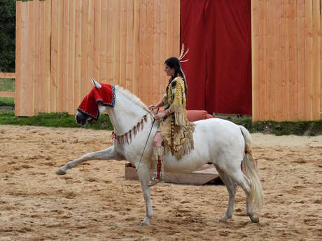 CAVAL'UNCHI - Spectacle Equestre