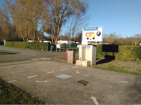 Aire de Services de Camping-Car de Civaux