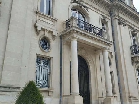 Passeurs de patrimoine - L'hôtel de Lauriere dans son quartier