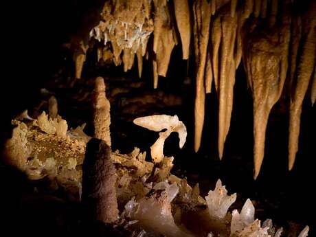 Grotte du Grand Roc