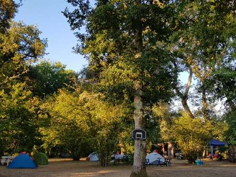 Camping Chez l'habitant - Aire Naturelle