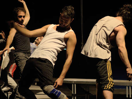 Agora Pôle National Cirque - Masculin.es [création] / Compagnie l'MRG'ée