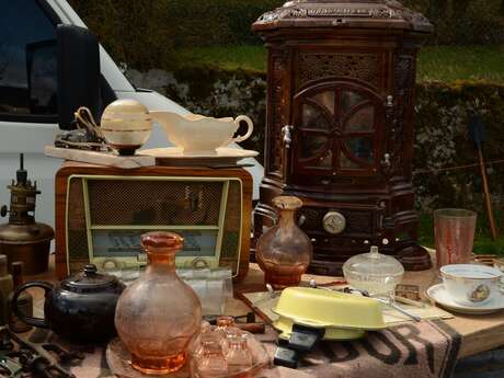 Brocante et vide grenier