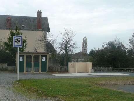 Aire de camping-car d'Oradour sur Vayres