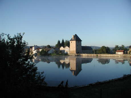 Pêche à l'étang de Peyrat le Château