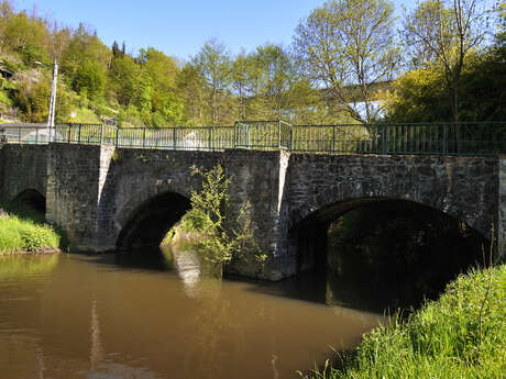 Ponts et Viaducs à Pierre-Buffière