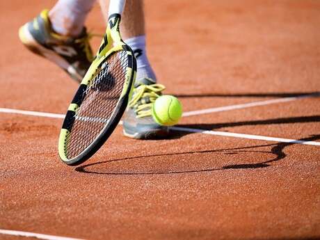 Terrain de tennis Ladignac