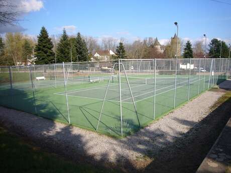 Terrain de tennis Coussac Bonneval