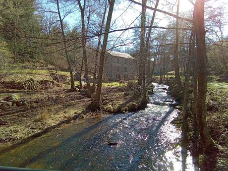 Le Moulin de Lascaux - Camping Accueil Paysan