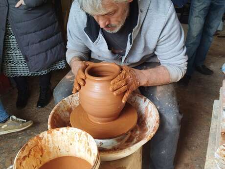 Cours et Stages de Sculpture et Peinture - Atelier Au Bout du Chemin