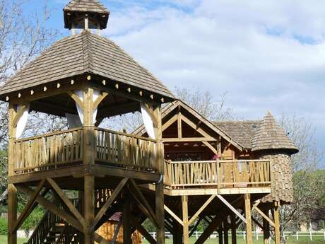 Cabane perchée Béquia