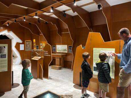 Espace Muséographique Pierre Bourrinet de la grotte préhistorique