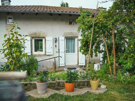 Petite maison dans le bourg de Cussac