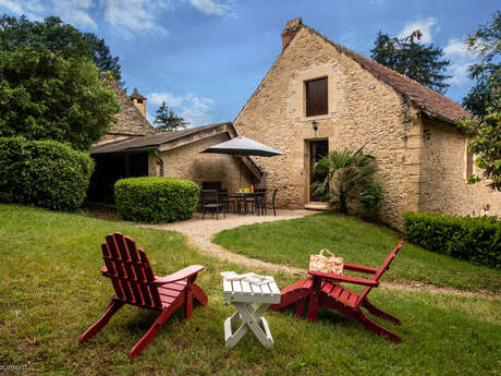 Le Petit Manoir De Vitrac - Gîte Le Bois