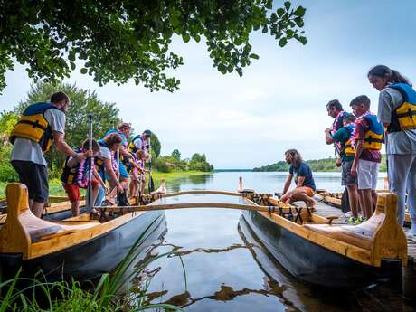 Balade  en pirogue hawaiënne d'ouverture de la saison