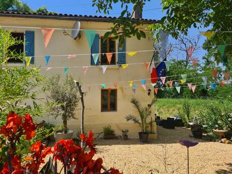 Gîtes de Faune : The Walnut Tree