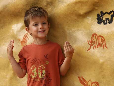 Tir au propulseur et ateliers peintures préhistoriques