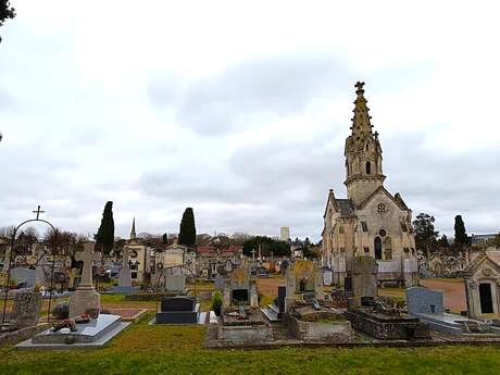 Cimetière de Loudun : lieu de mémoire et d'histoire
