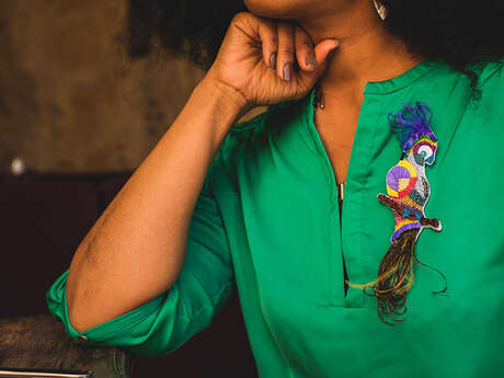 Amandine BONNEAU, Plumassière et Brodeuse